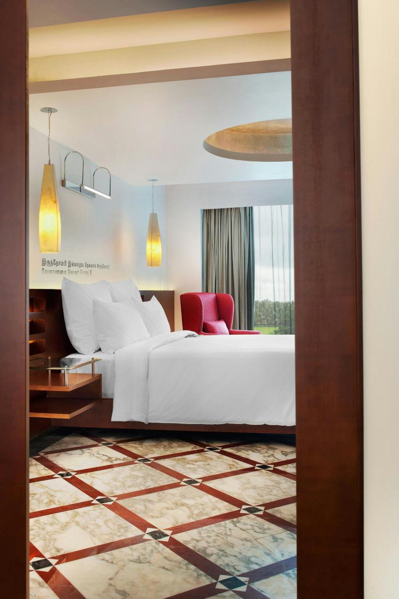 Suite 1 Chambre Deluxe Plus Spacieuse avec Accès au Salon Club