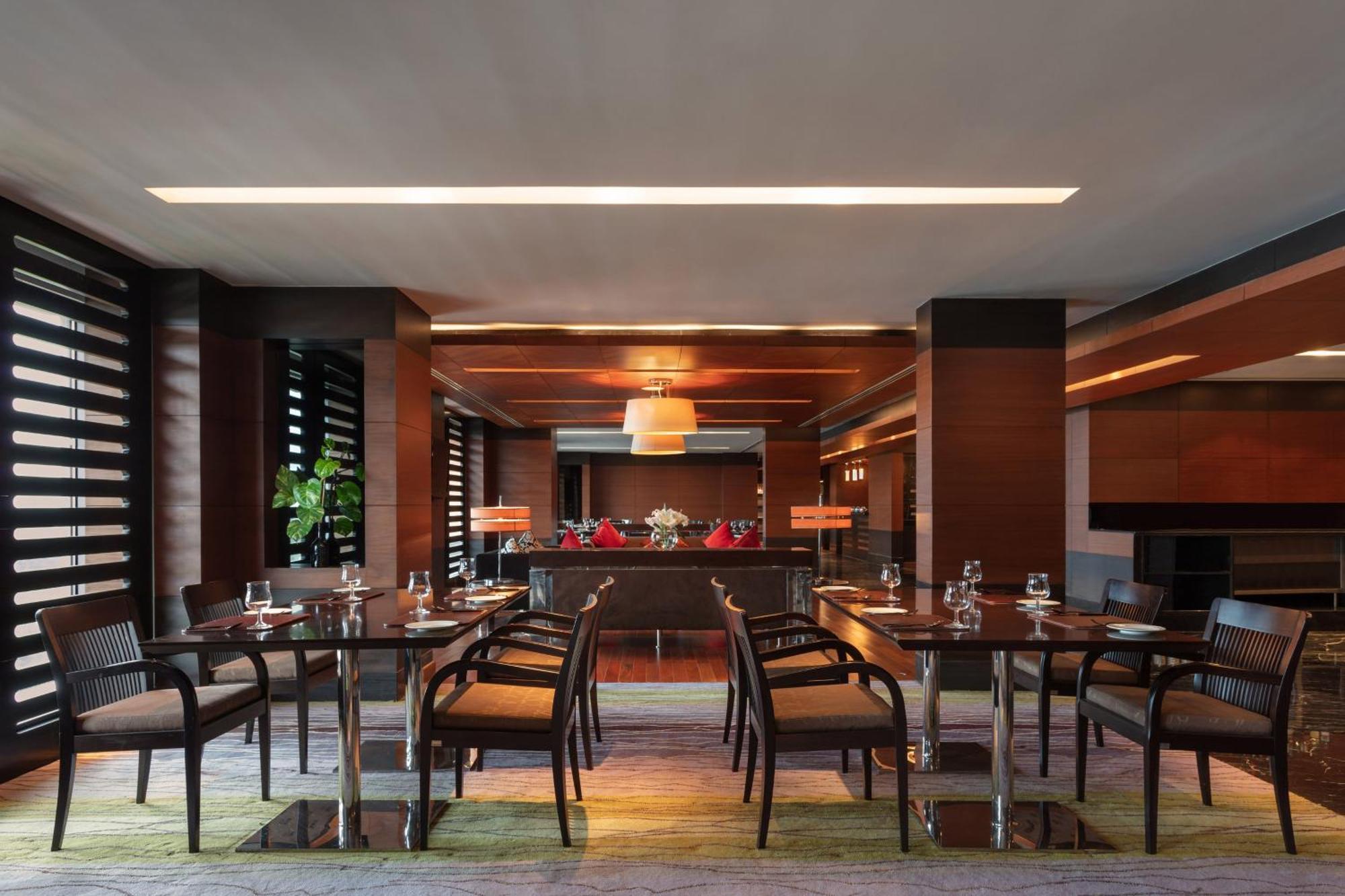 Suite Exécutive 1 Chambre avec 1 Lit King-Size et Accès au Salon Club